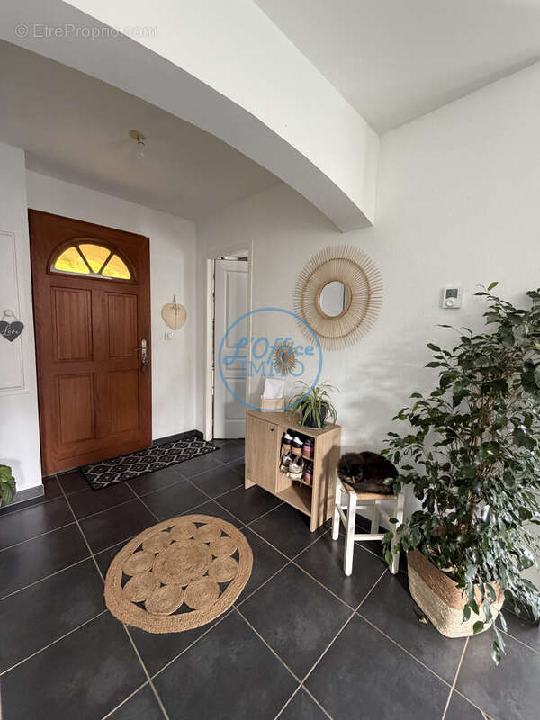 Maison à CAMPS-LA-SOURCE