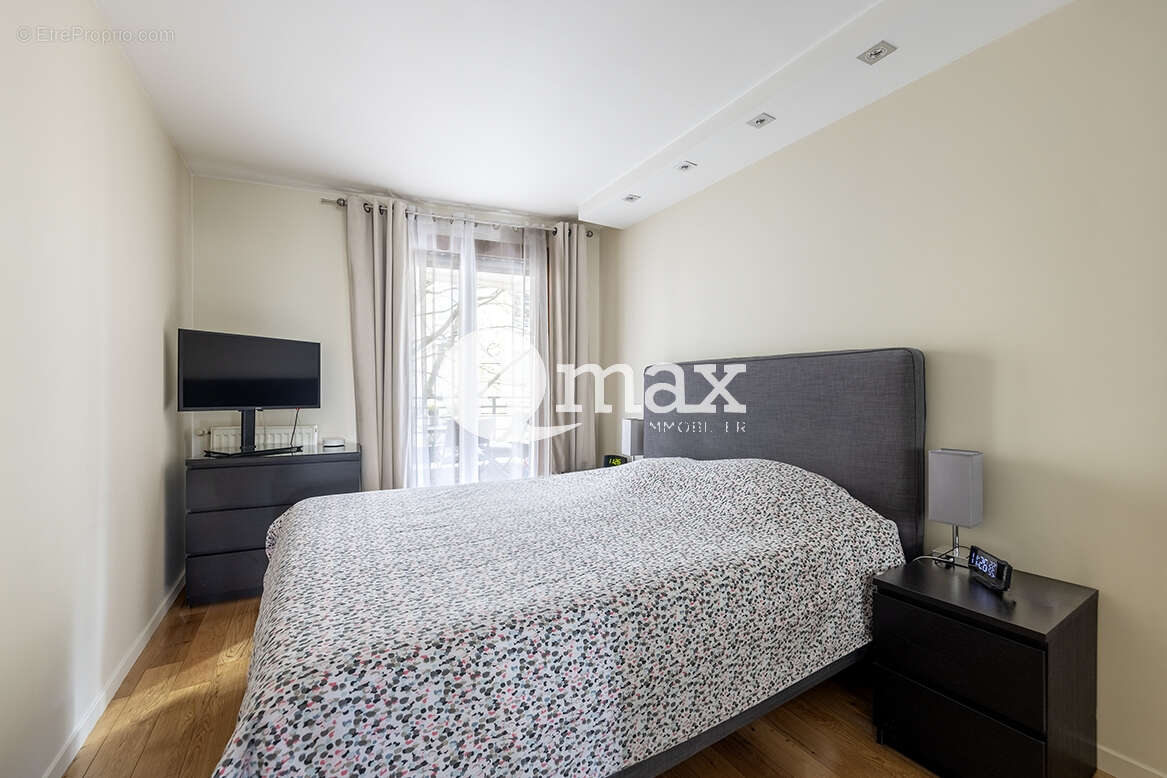 Appartement à LEVALLOIS-PERRET