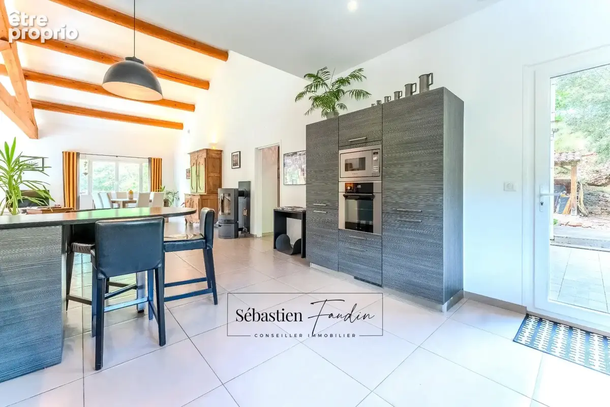 Domaine à vendre à Rousset à 15 minutes d'Aix-en-Provence - 1 ha - 3 logements - plus de 315 m² habitables - calme absolu - amou - photo 72