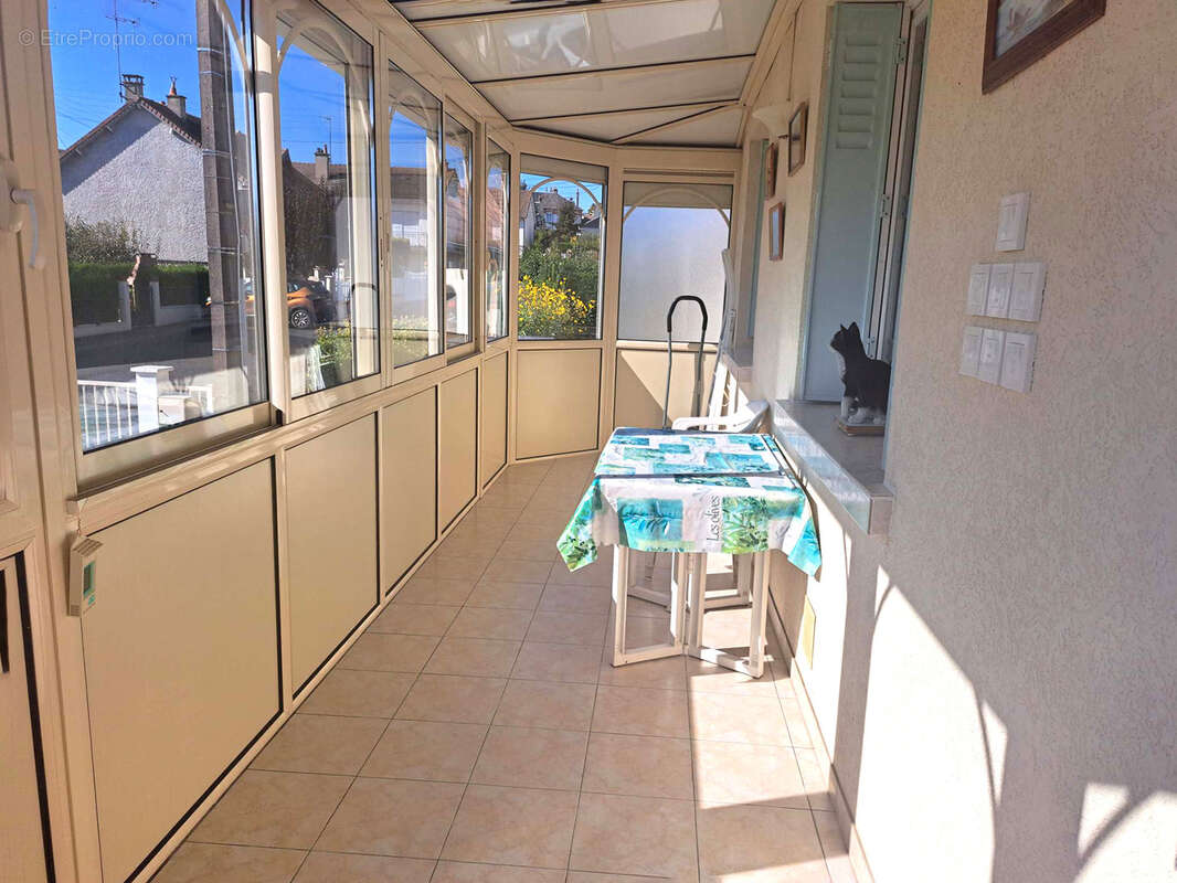 Maison à BESSE-SUR-BRAYE