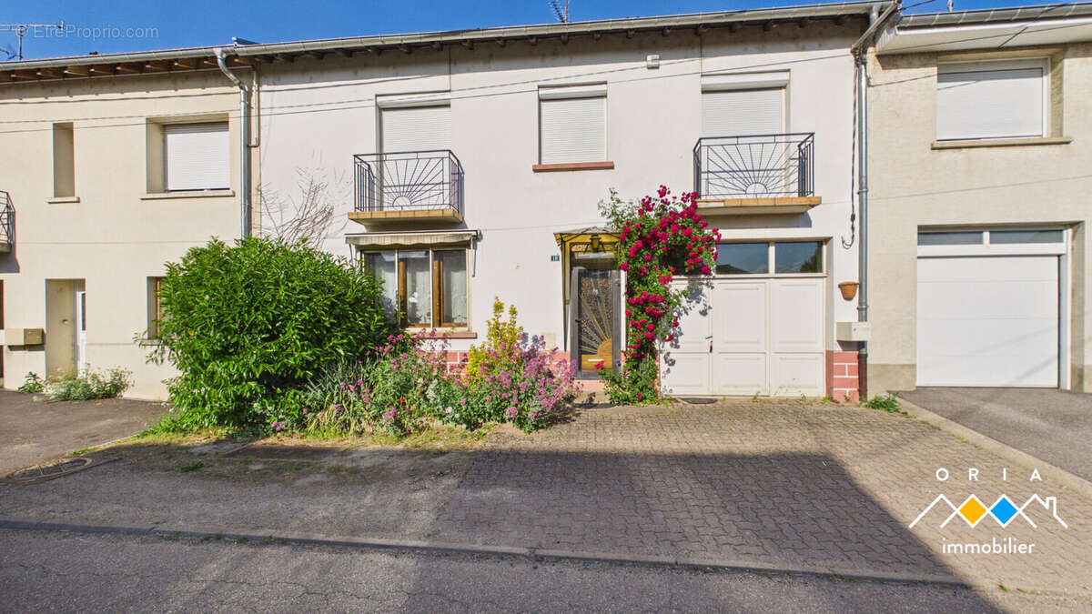 Maison à REMEREVILLE
