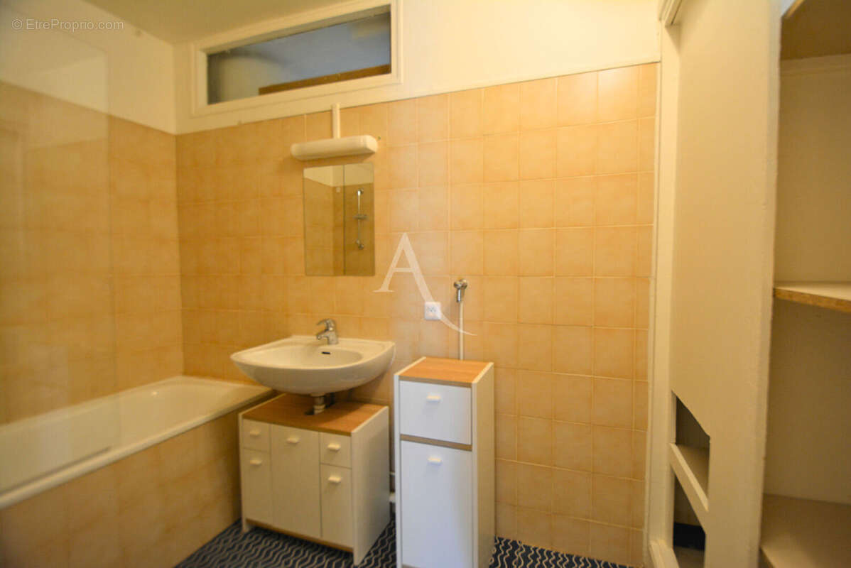 Appartement Sceaux 4 pièce(s) 63.92 m2 - photo 6