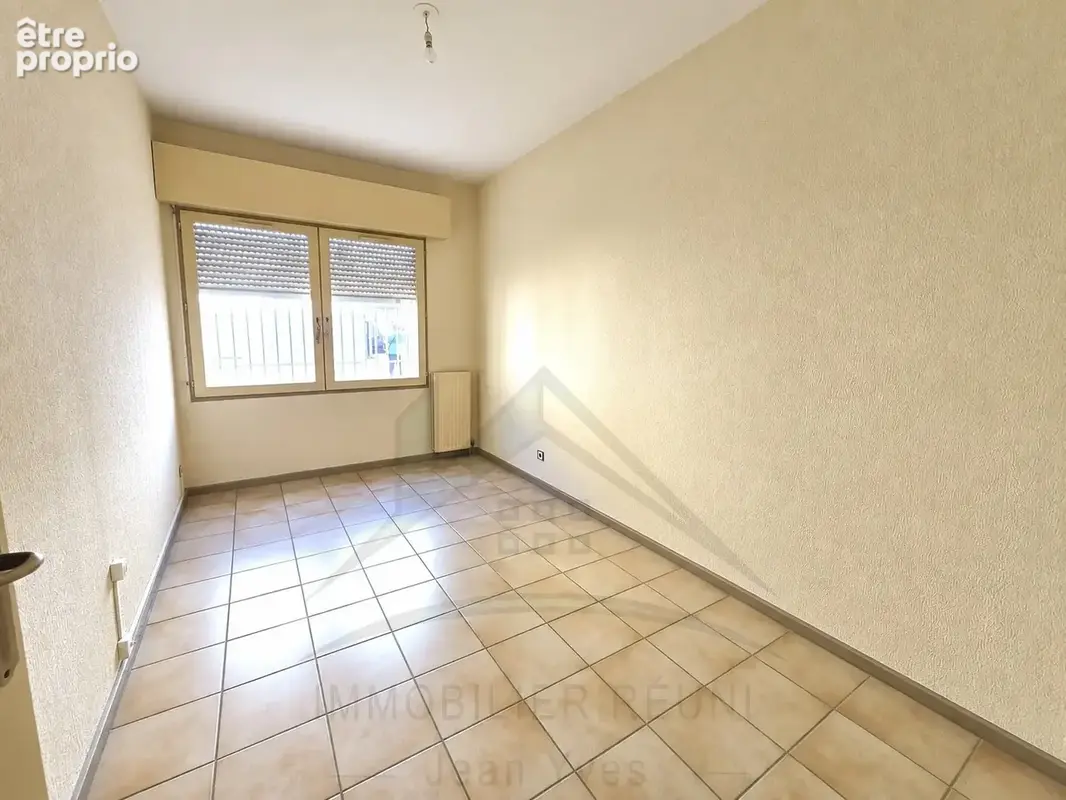 Du calme, de l’espace, 2 chambres et une terrasse… une visite s’impose ! - photo 7
