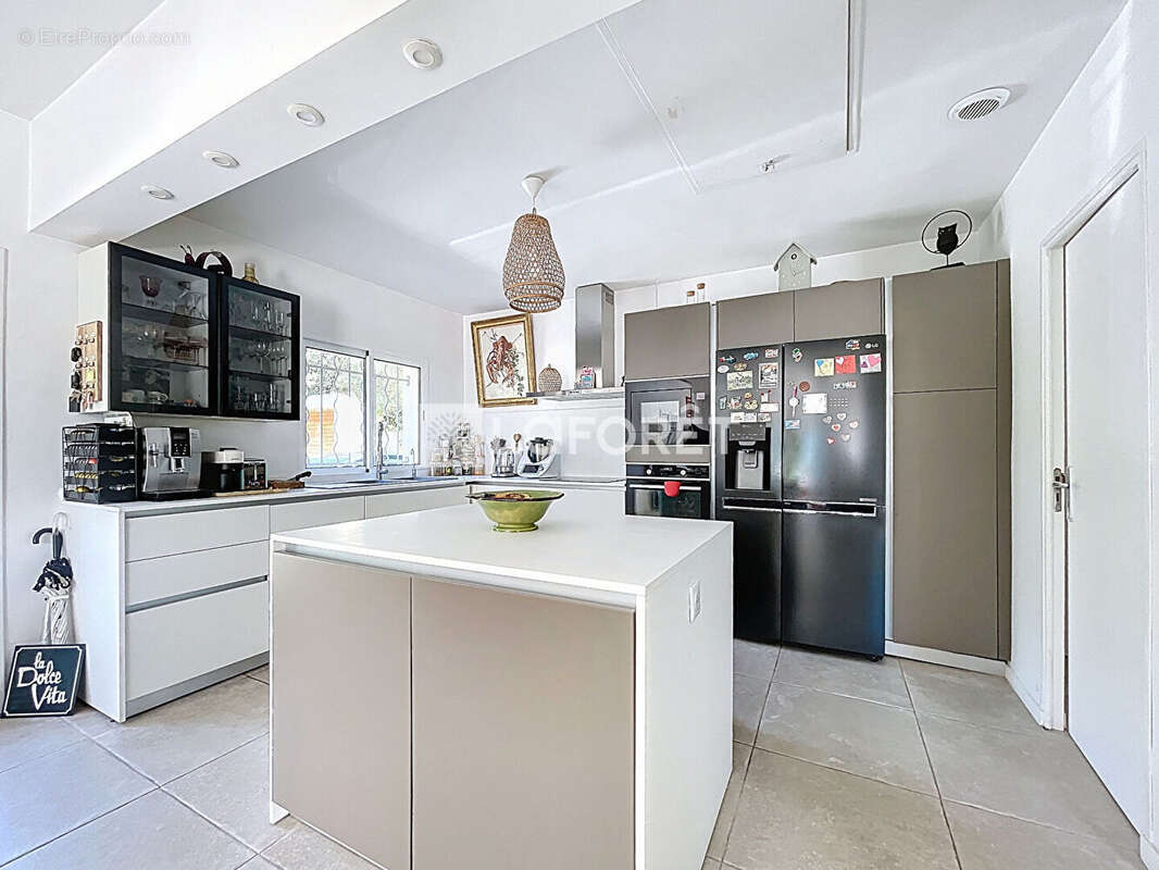 Maison à LA VALETTE-DU-VAR