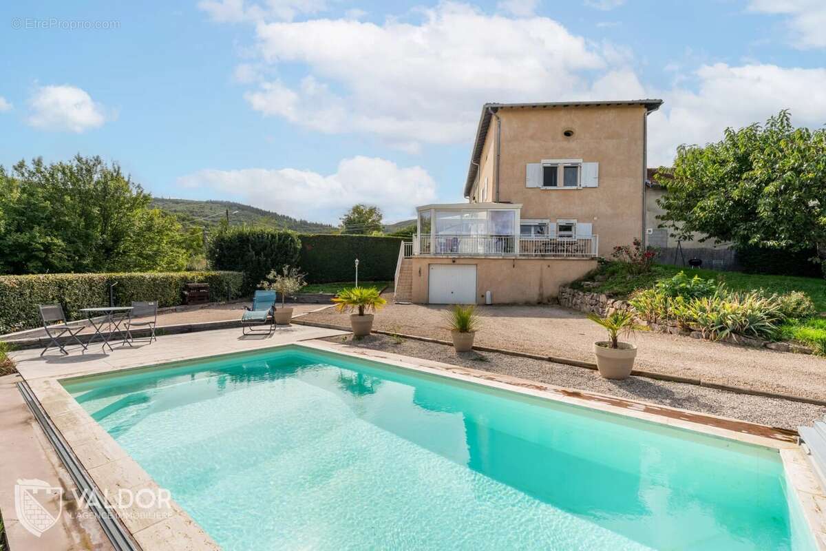 Maison à SOURCIEUX-LES-MINES