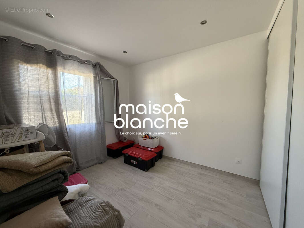 Maison à SAINT-DENIS-DE-PILE