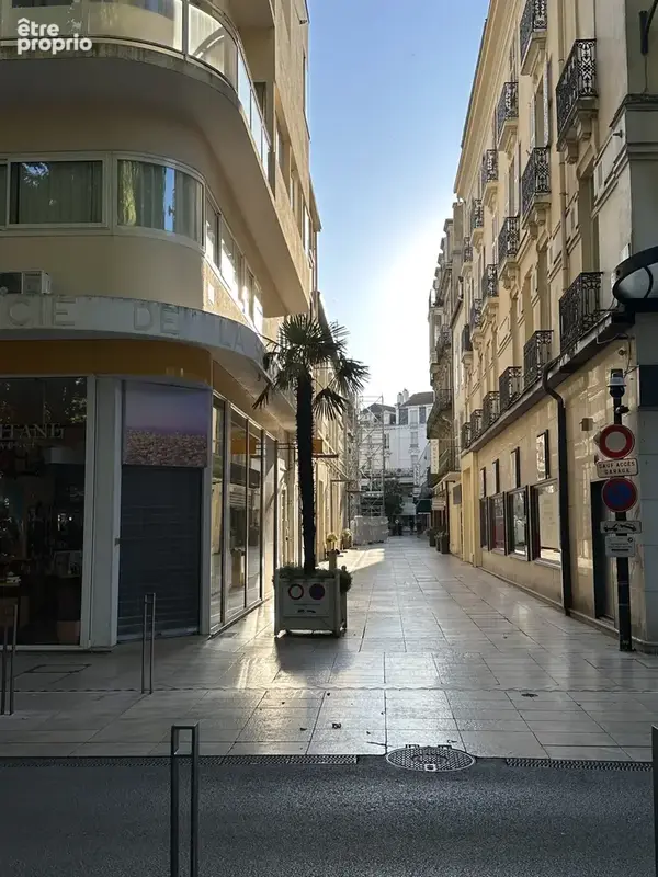 Place de parking couverte / triangle d'or - photo 7