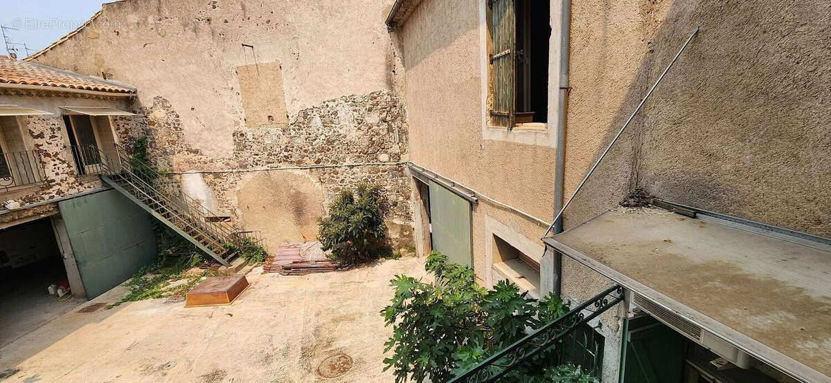 Maison à BESSAN