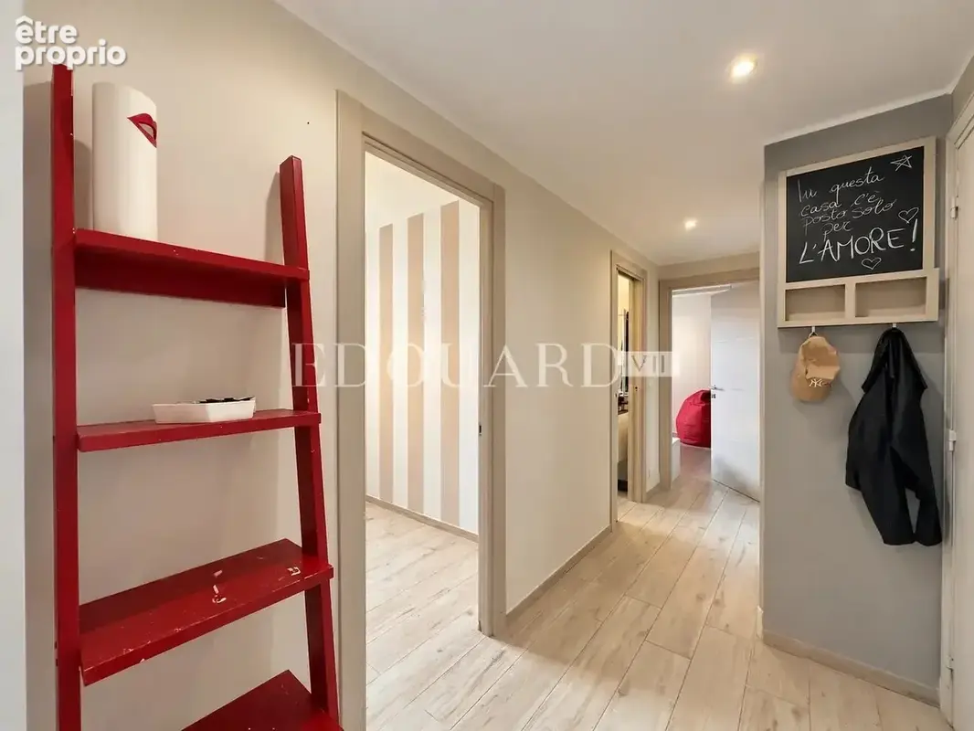Sur la commune de Roquebrune Cap Martin, en exclusivité petit trois pièces avec balcon et belle vue dégagée - photo 9