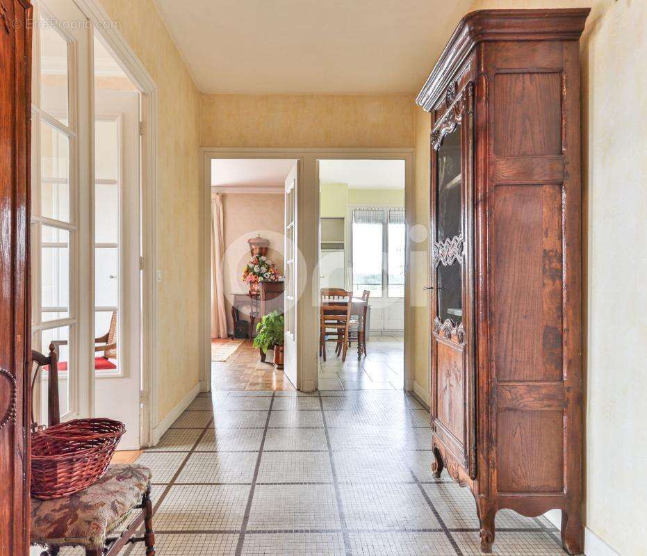 Appartement à TASSIN-LA-DEMI-LUNE