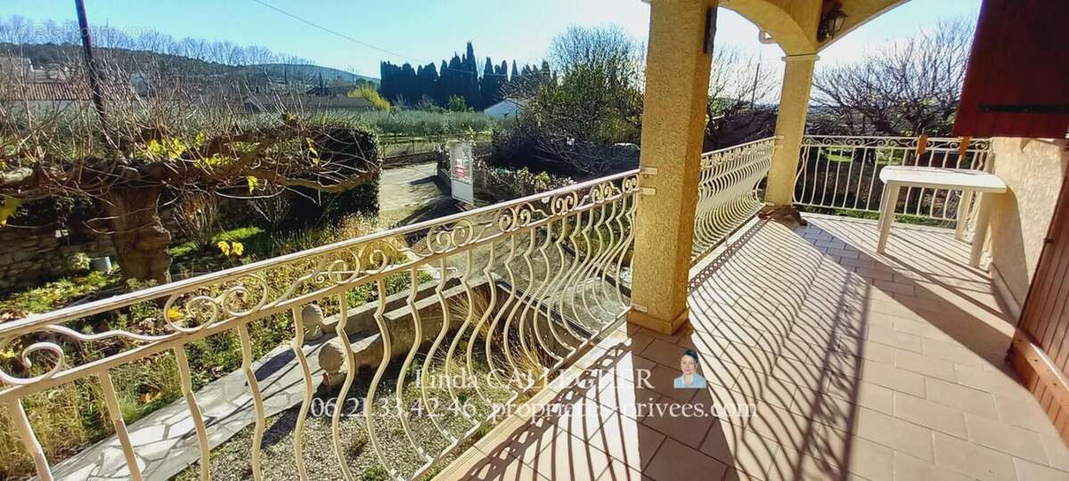 Villa Vendemian 6 pièce(s) 96m2 habitables et 90m2 de garage - photo 14