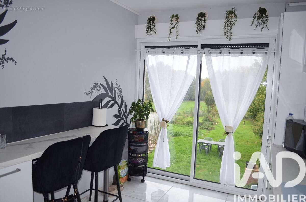 Photo 5 - Maison à SAINT-MARTIN-SUR-ECAILLON