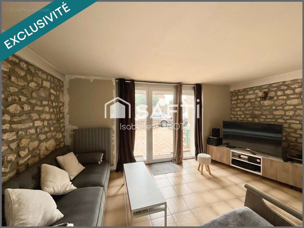 Photo 2 - Maison à DAMMARTIN-EN-SERVE