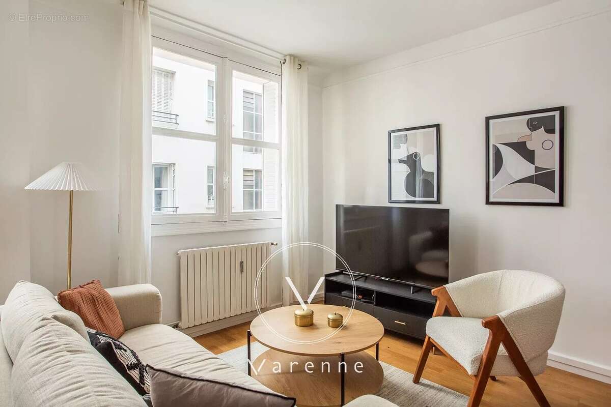 Appartement à PARIS-7E