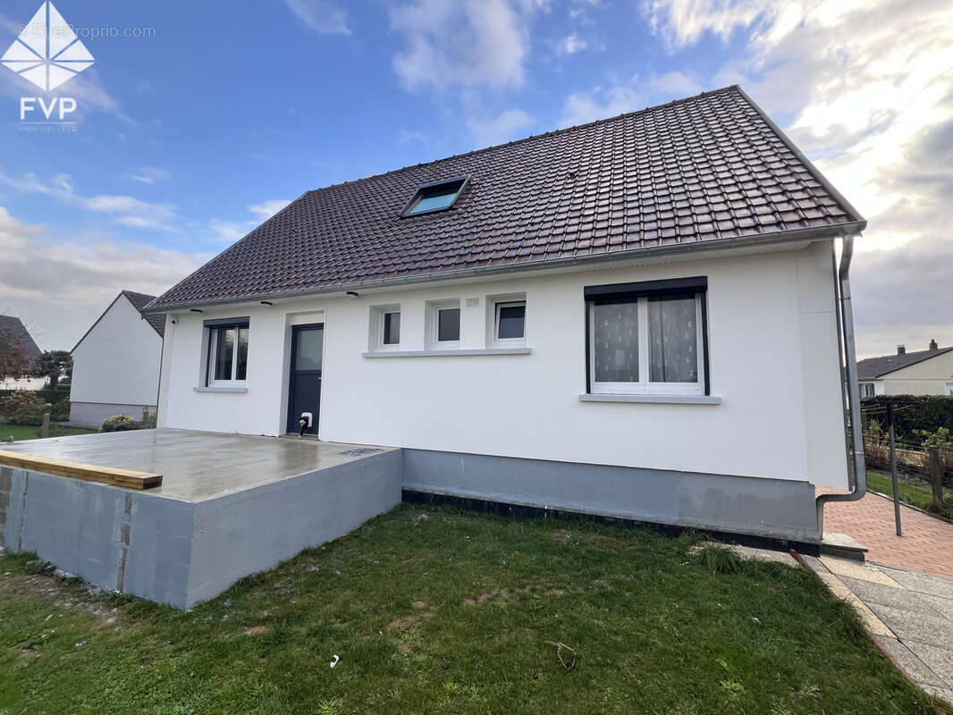 Maison à SAINT-LEONARD