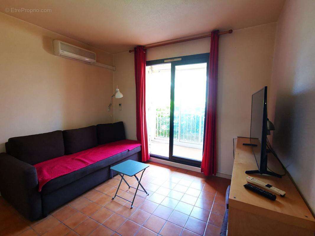 Appartement à SIX-FOURS-LES-PLAGES