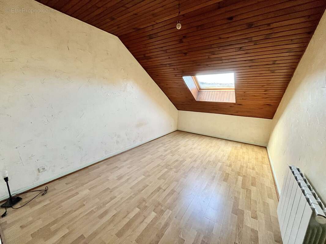 Appartement à MARVEJOLS