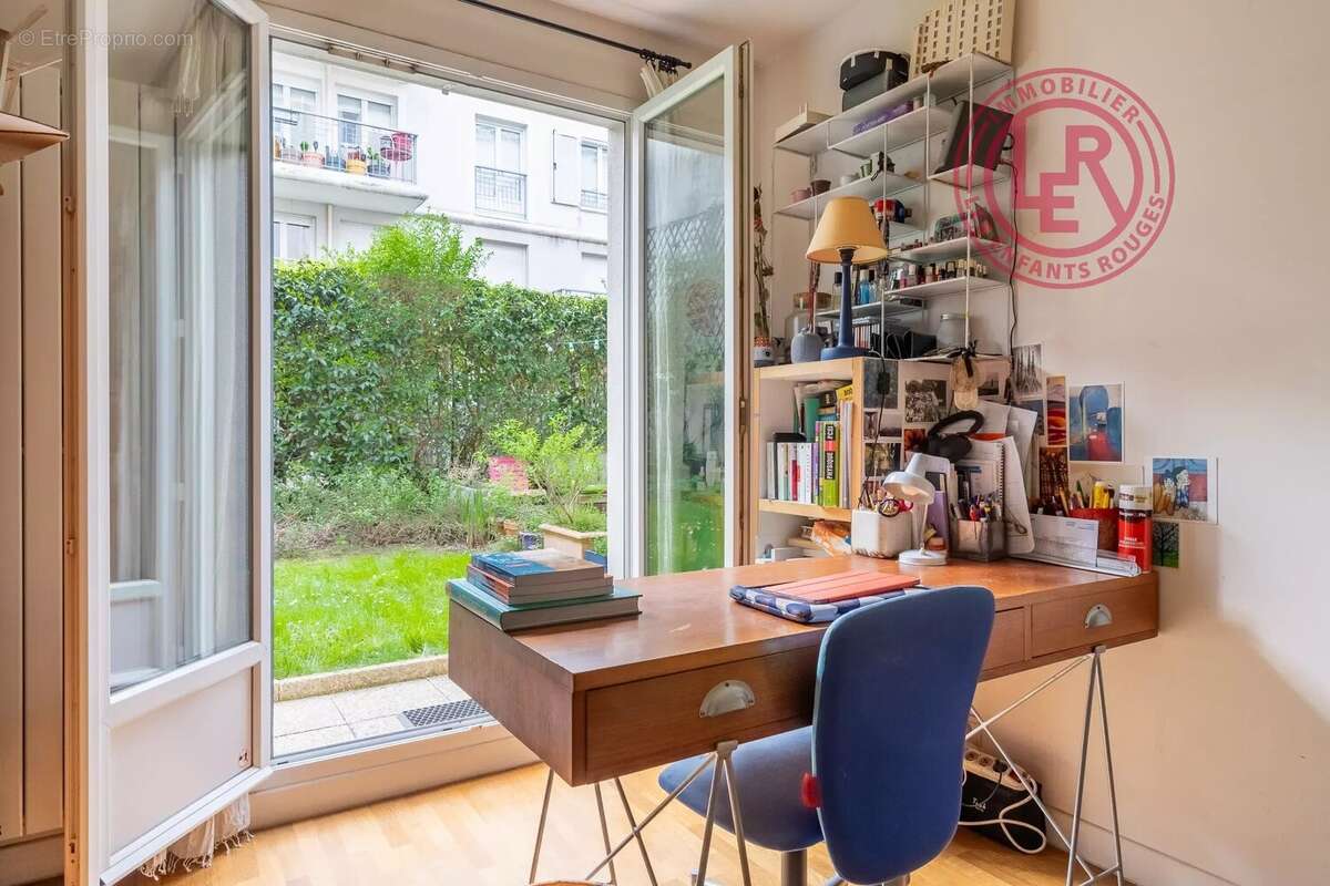 Appartement à PARIS-10E