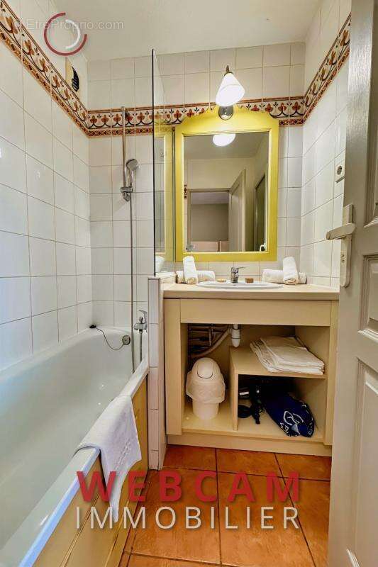 Appartement à MANDELIEU-LA-NAPOULE