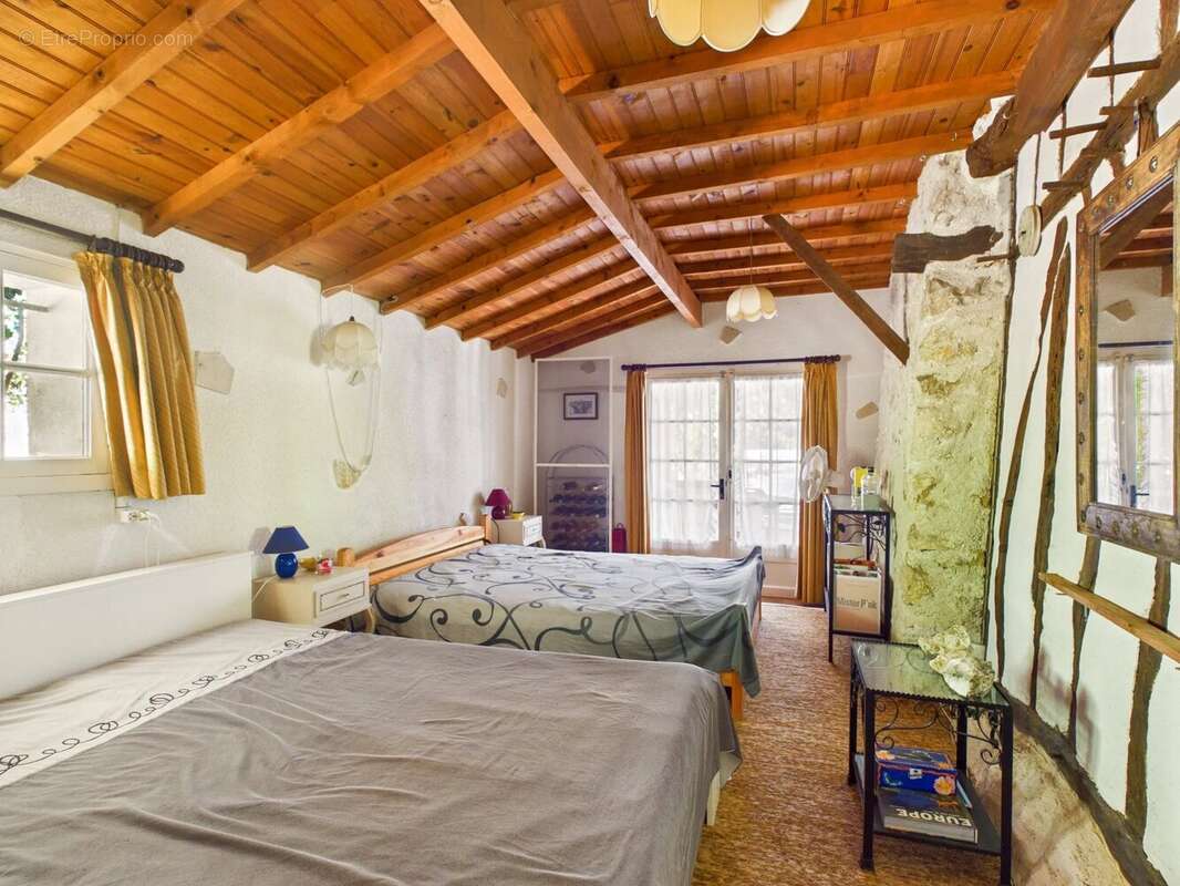 Superbe maison de plain-pied 3 chambres avec piscine et vues panoramiques - photo 14