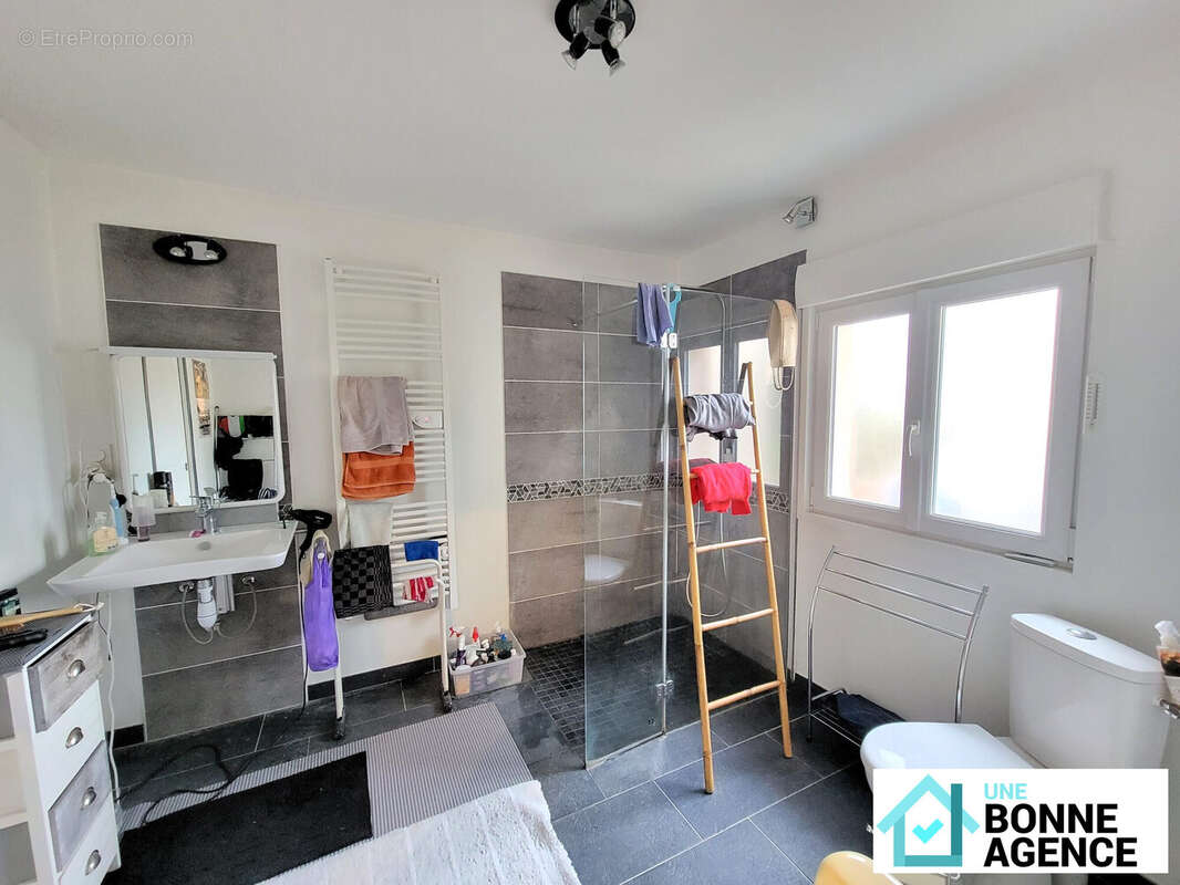 Maison à MONTLOUIS-SUR-LOIRE