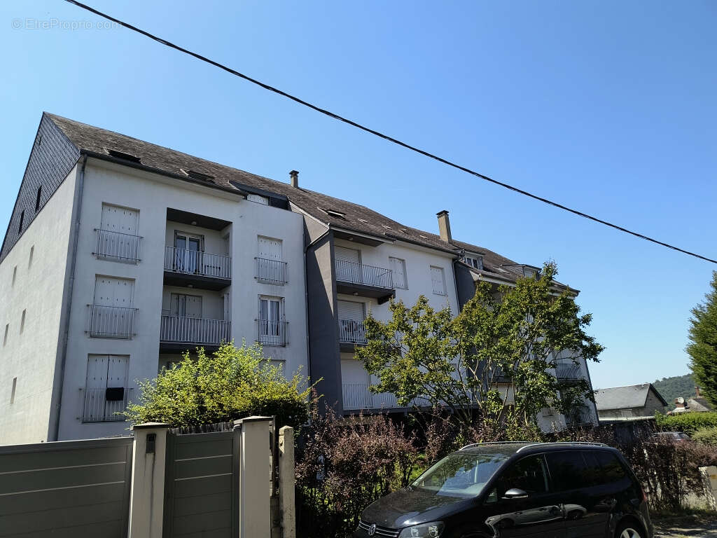 Appartement avec balcon, garage et parking. - photo 10