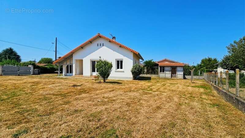 Maison à BARBAZAN-DEBAT