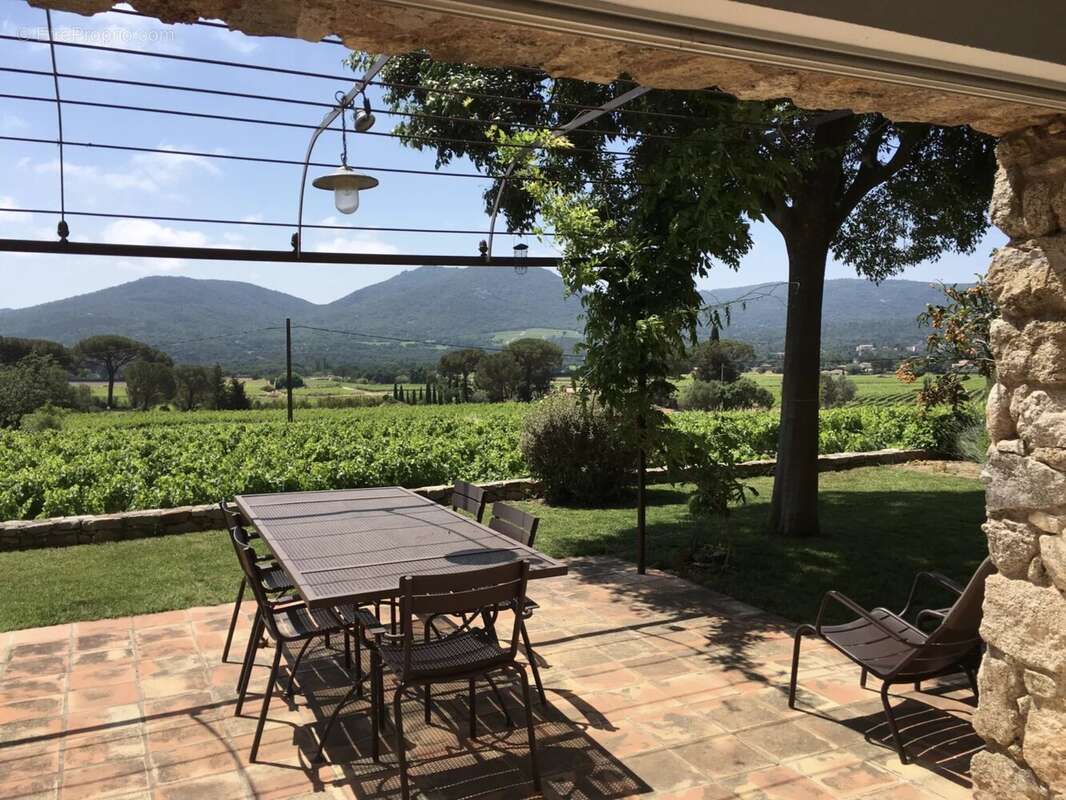 Maison à PLAN-DE-LA-TOUR