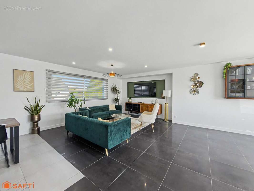 Photo 8 - Maison à NEUVILLE-SUR-SARTHE