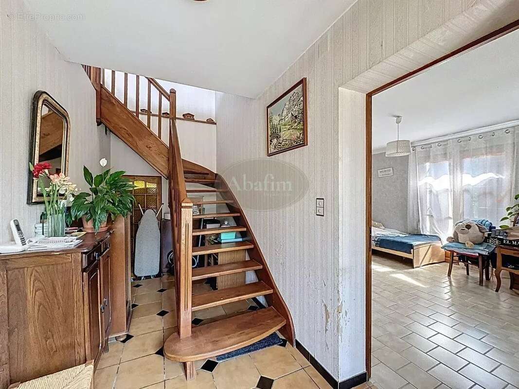 Maison à SAINTE-DODE