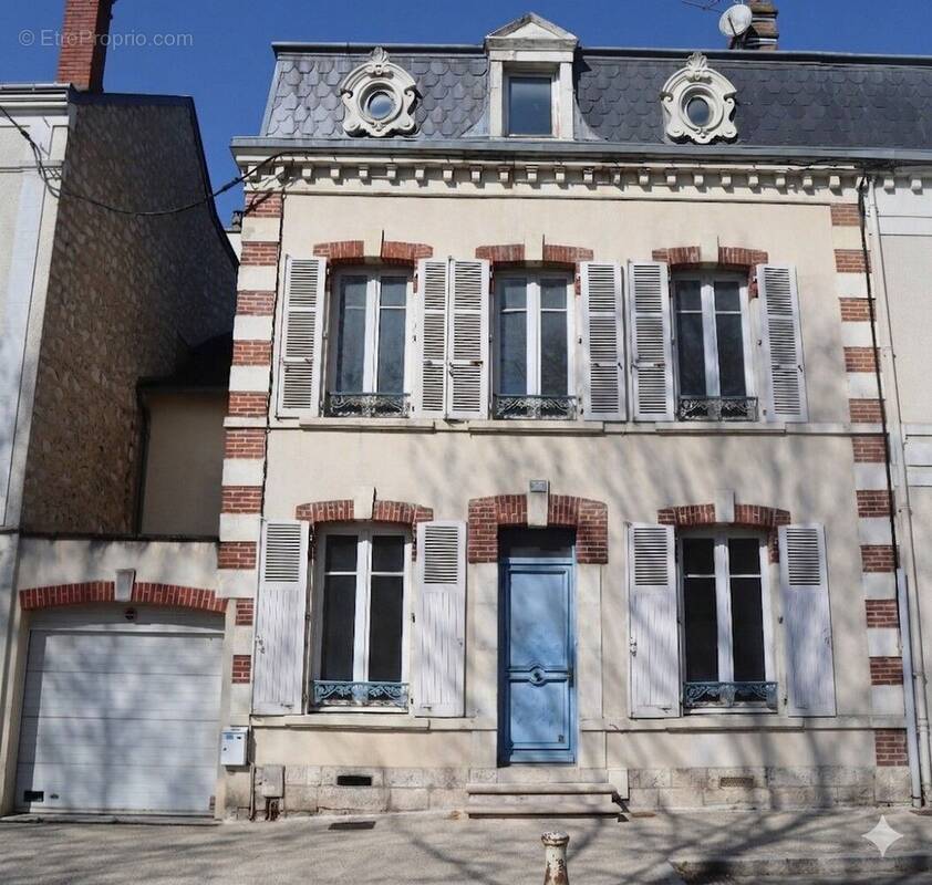 Maison à MONTARGIS