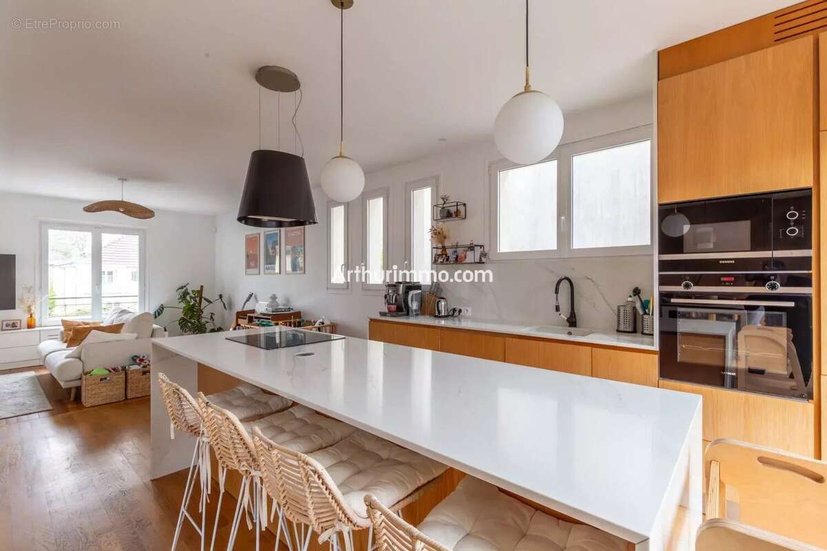 Maison à SUCY-EN-BRIE