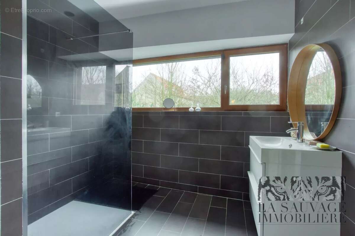 Maison à GROSROUVRE