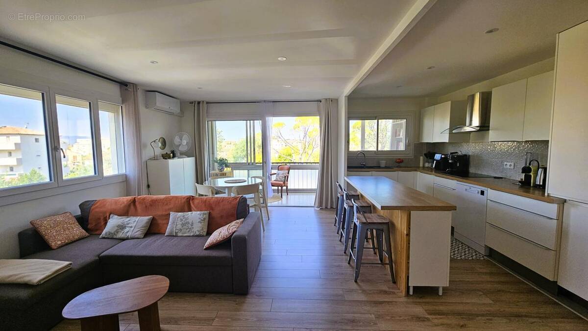 Appartement à SAINT-RAPHAEL