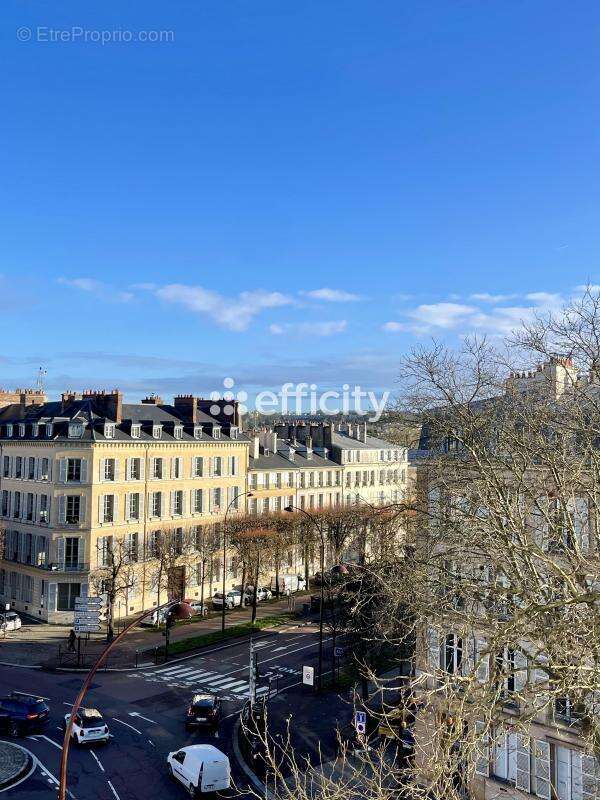 Appartement à VERSAILLES