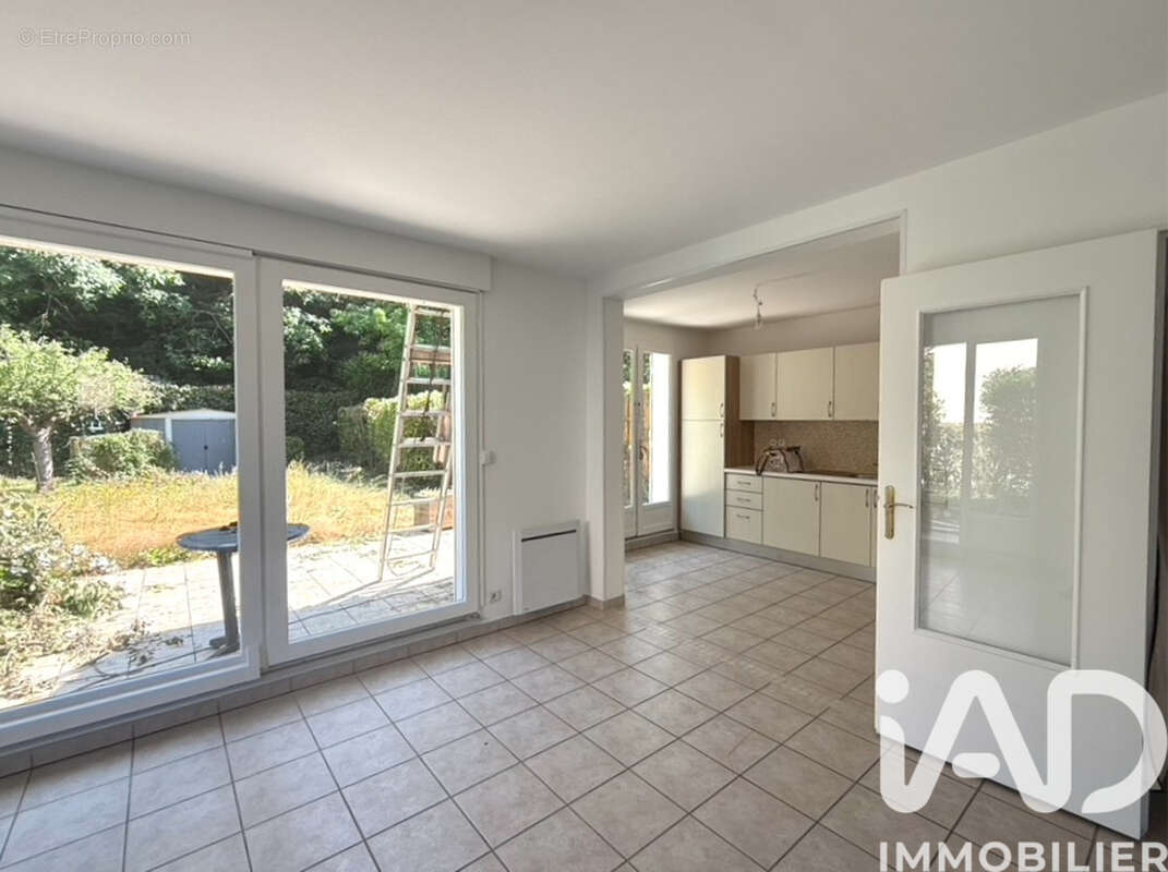 Photo 5 - Maison à SAINT-PIERRE-DU-PERRAY