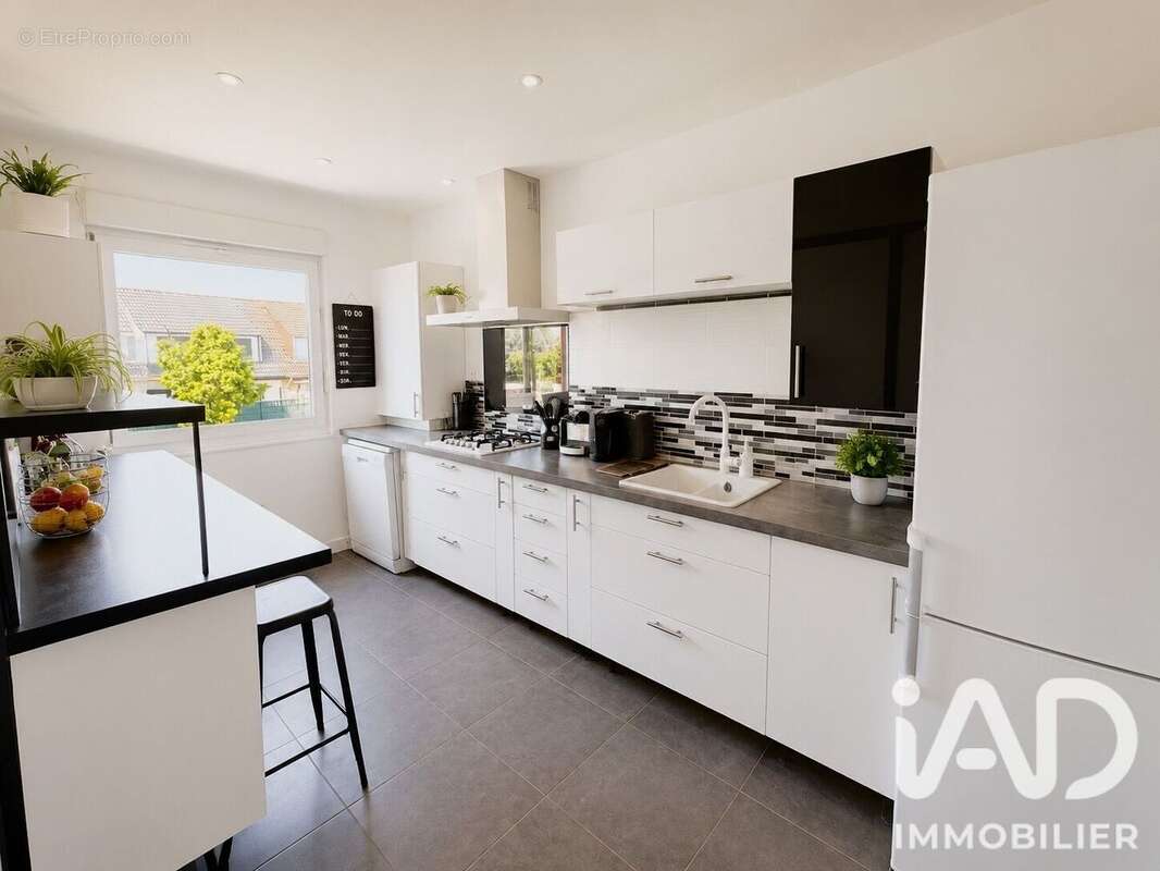 Maison 98 m² à Courrieres  - photo 3