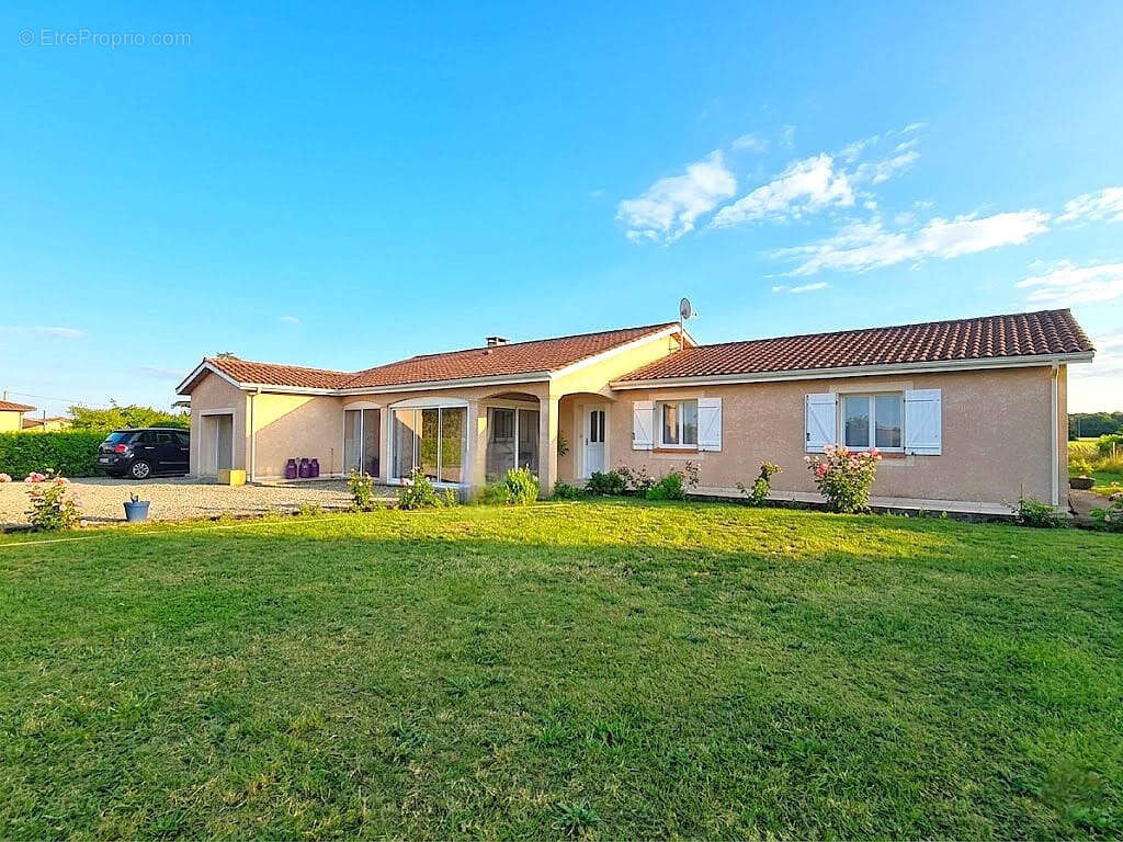 Vaste plain pied familial  avec grand jardin - photo 3