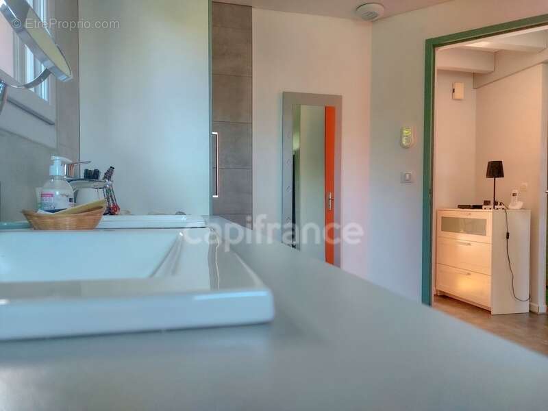 Maison à SAINTE-HELENE-DU-LAC