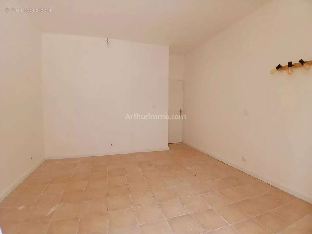 Appartement à VILLENEUVE-SAINT-GEORGES