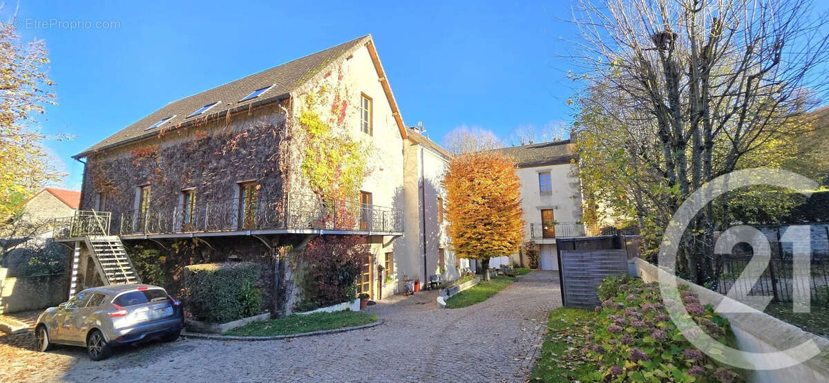 Maison à LE CREUSOT