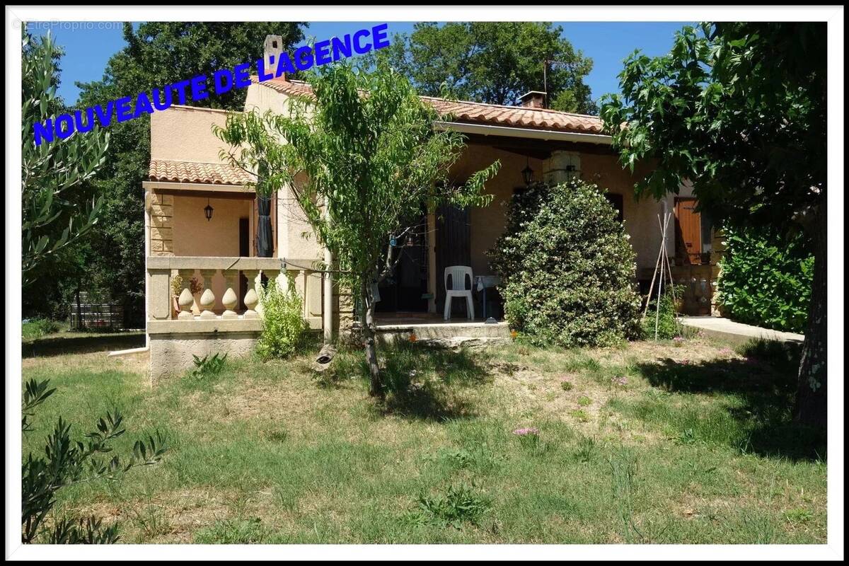 Maison à SAINT-MARCEL-DE-CAREIRET