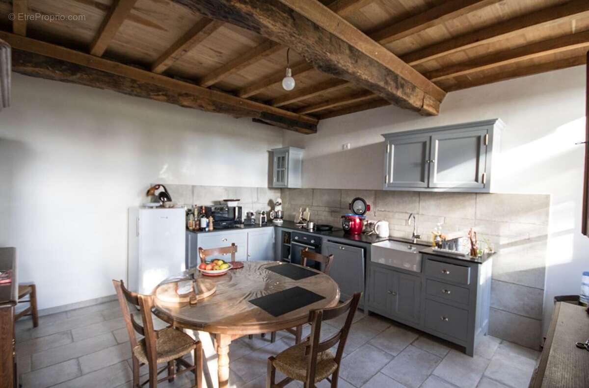 Maison à MIRANDE
