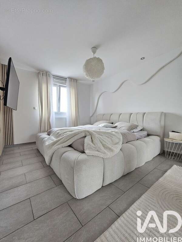 Maison 120 m² à Ugny  - photo 7