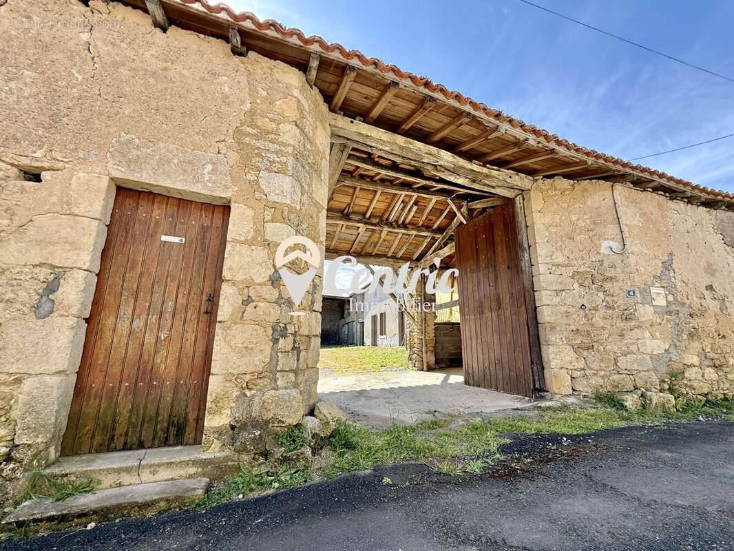 Maison 192 m² à Marnes  - photo 4