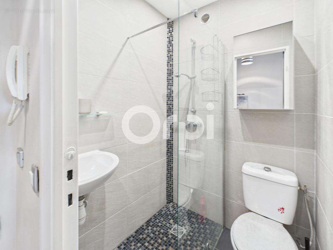 Appartement à MANDELIEU-LA-NAPOULE