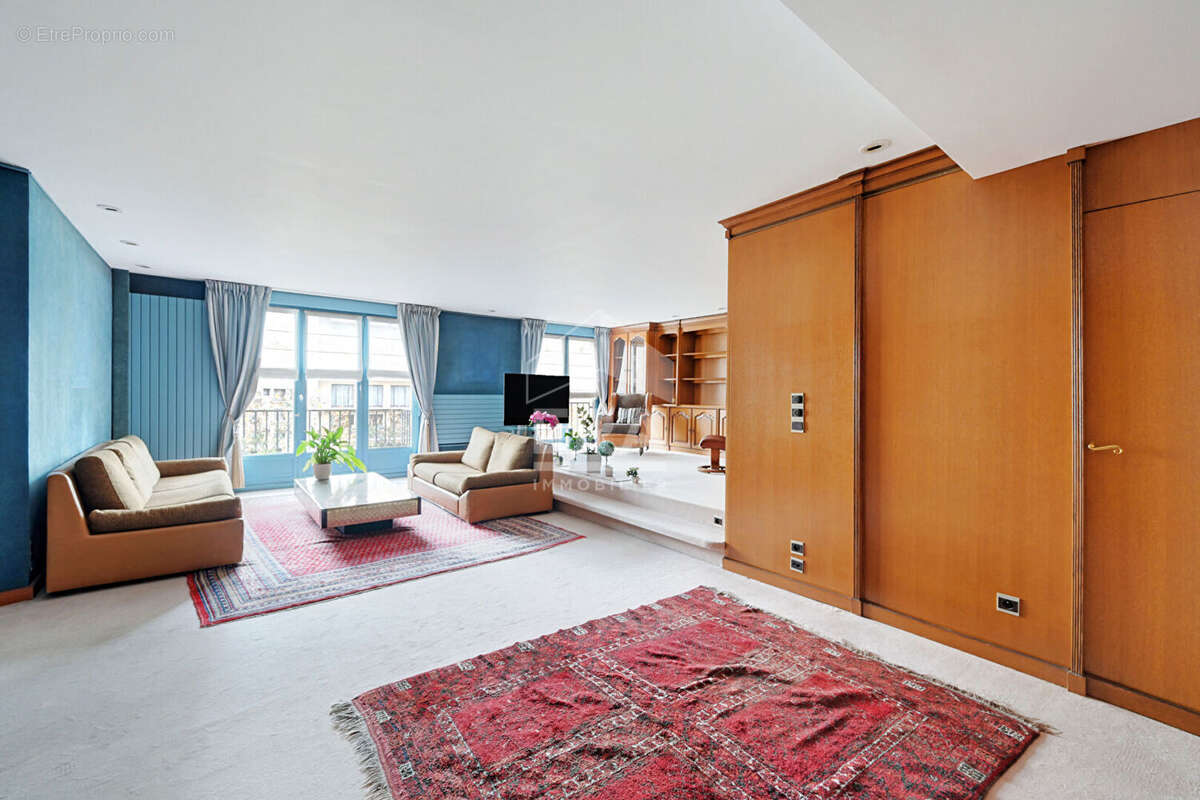 Appartement à PARIS-12E