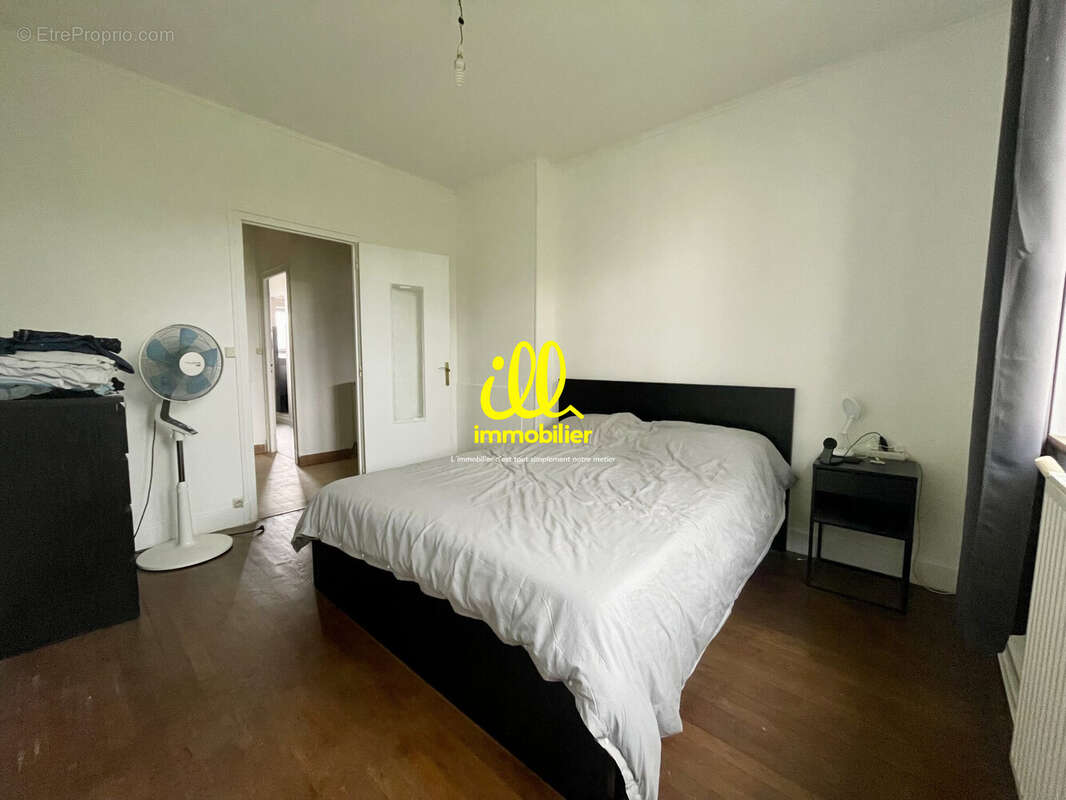 Appartement 87 m² à Charleville-Mezieres  - photo 6
