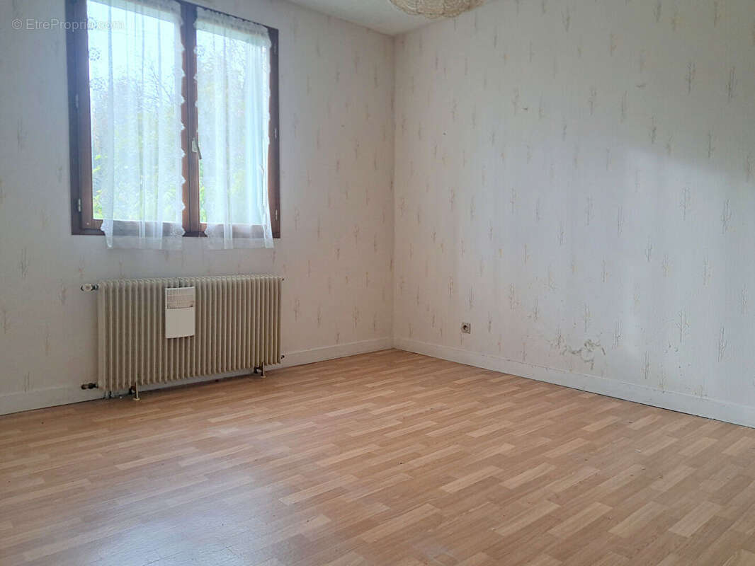 Maison à CHATELLERAULT