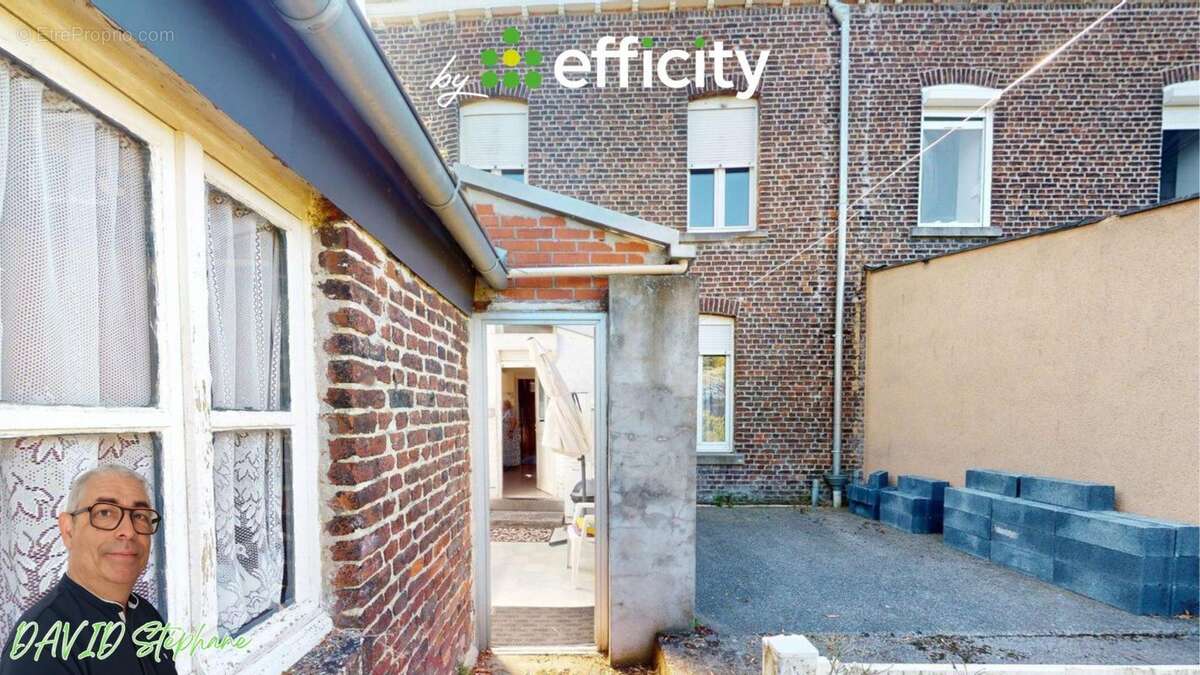Maison 150 m² à Louvroil  - photo 17